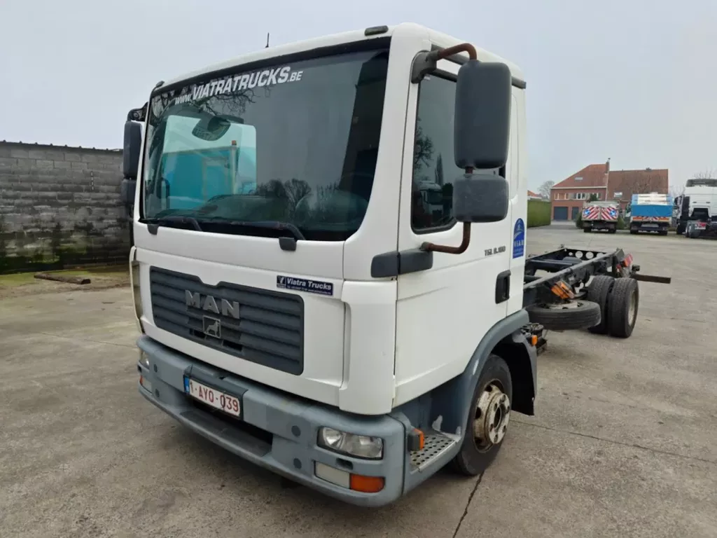 MAN TGL 8-180 4X2 BB