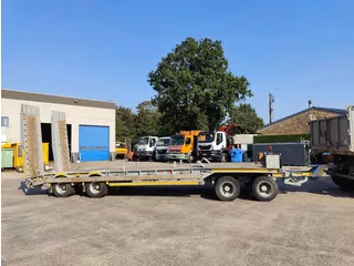 Kaiser R4004F 4 AXLE 40TON LOWBED TRAILER / PORTE CHAR / MACHINE TPT