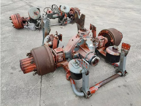 Iveco 260 E (MERITOR 180 E - IVECO 7182024) + STEERING AXLE (IVECO 7177167)