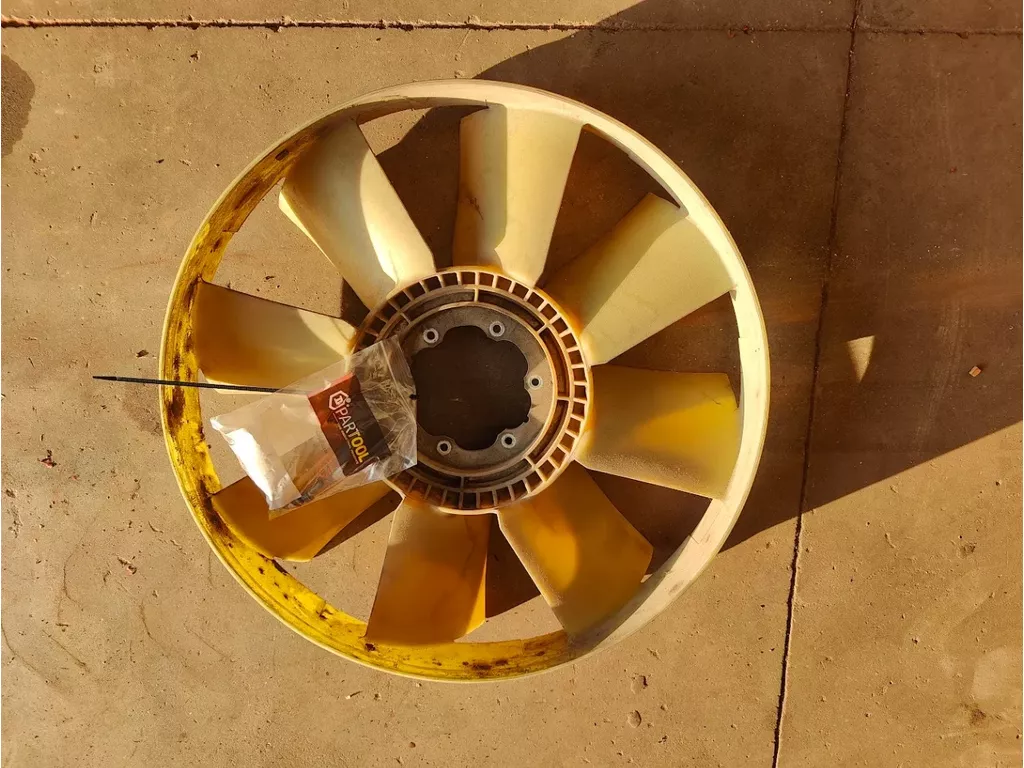 Iveco Ventilator Fan / Ventilateur CURSOR 8