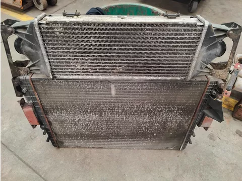 Iveco Daily III - 65C15 Radiator - Kuhler - Radiateurs