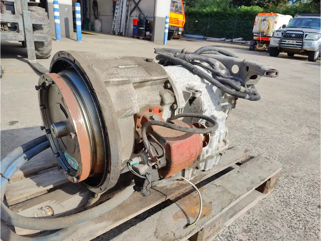 Allison MD 3060 (PTO LEFT) + selector (Ex firetruck MB ATEGO 917 F 31036 km)
